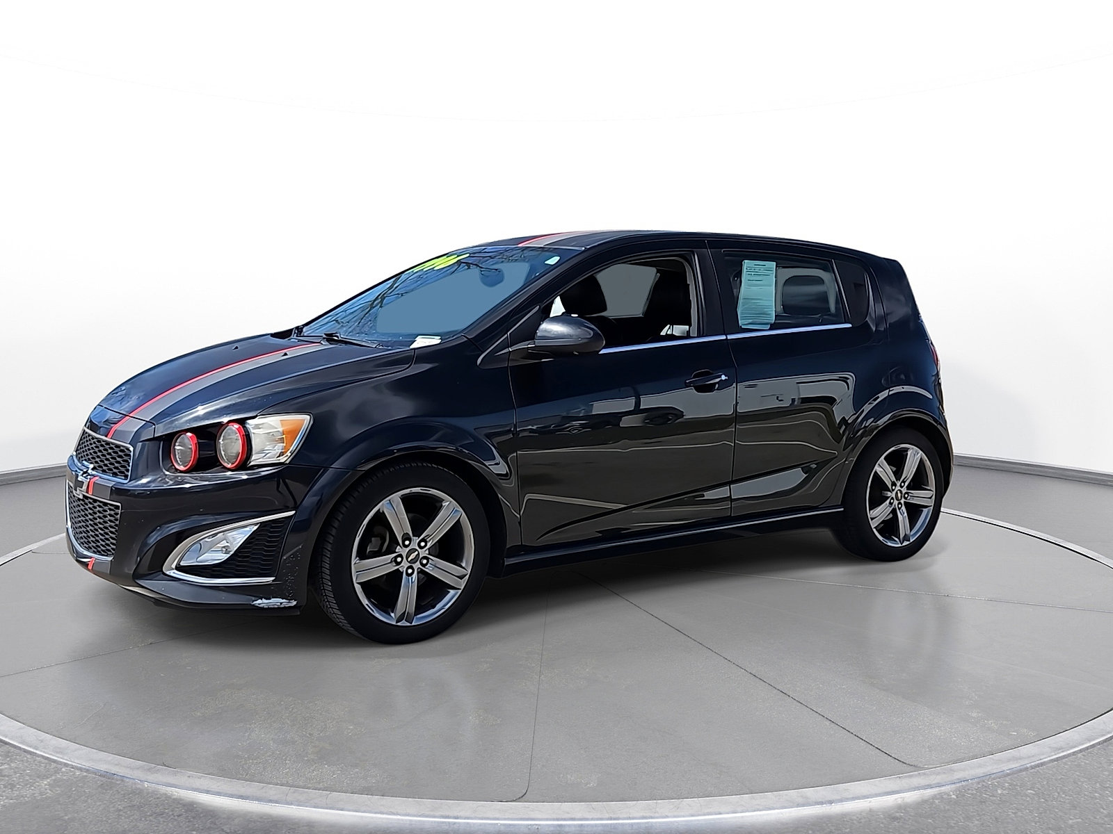 Used 2015 Chevrolet Sonic RS w/ Advanced Safety Package FWD image 4
