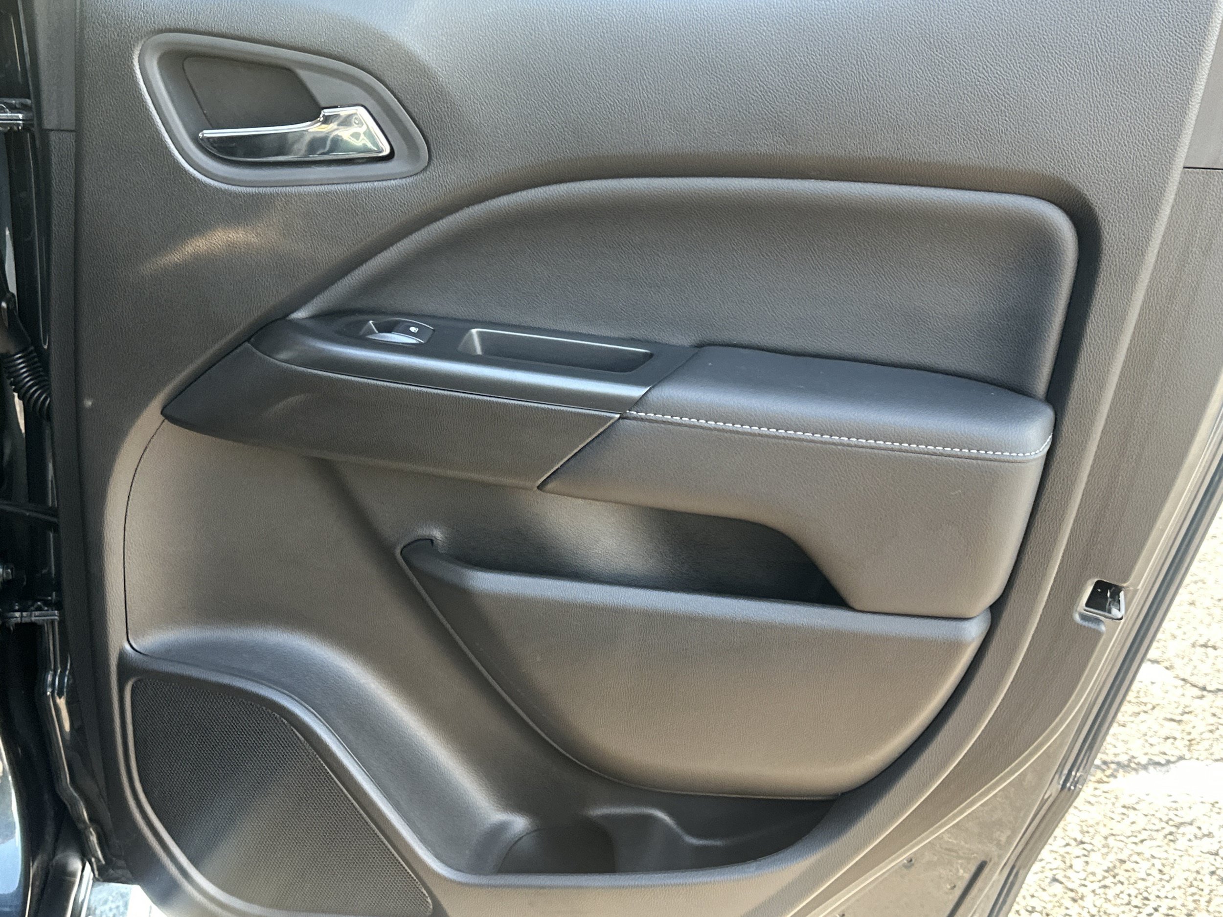Used 2019 GMC Canyon SLE w/ SLE Convenience Package RWD image 16