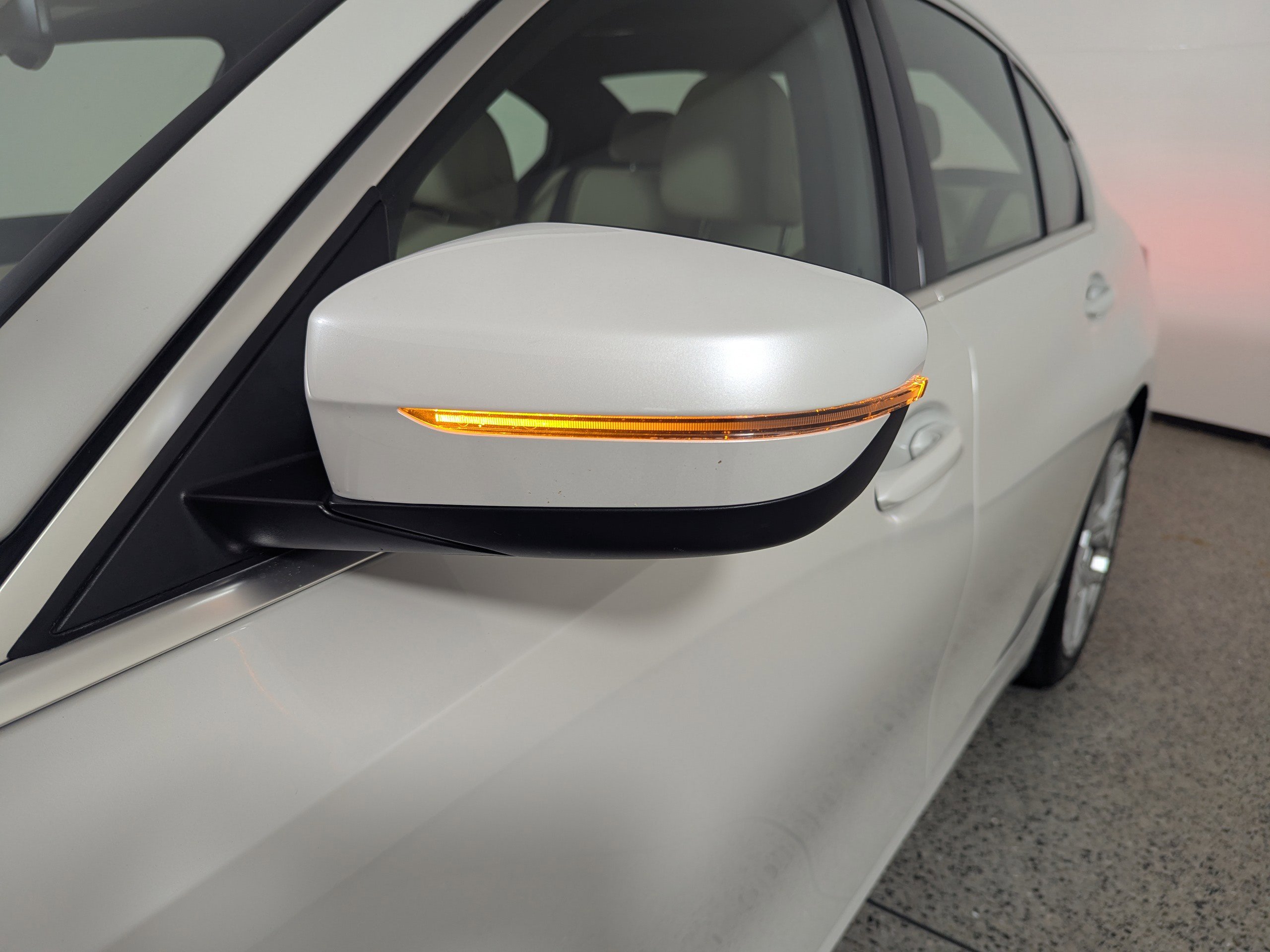 Used 2025 BMW 330i Sedan image 24