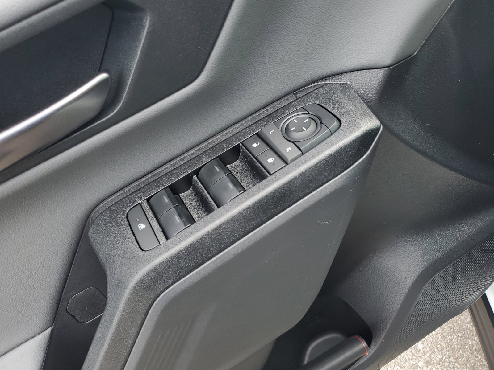 New 2026 Toyota RAV4 SE AWD/4WD image 21