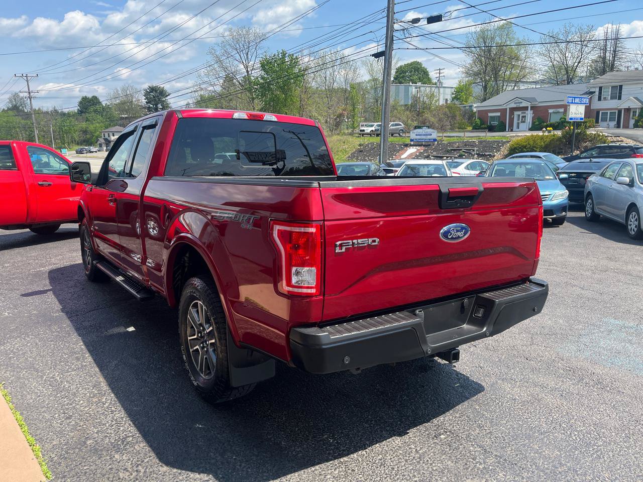 Used 2017 Ford F150 XLT w/ Equipment Group 302A Luxury AWD/4WD image 8