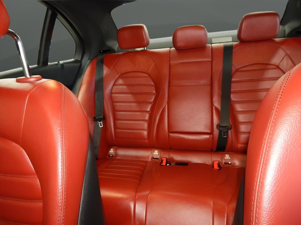 Used 2019 Mercedes-Benz C 300 4MATIC Sedan image 32