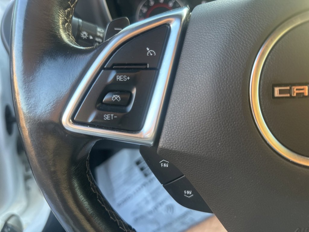 Used 2021 Chevrolet Camaro LT w/ RS Package image 18