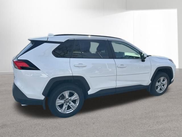 Certified 2021 Toyota RAV4 XLE w/ Convenience Package AWD/4WD image 14
