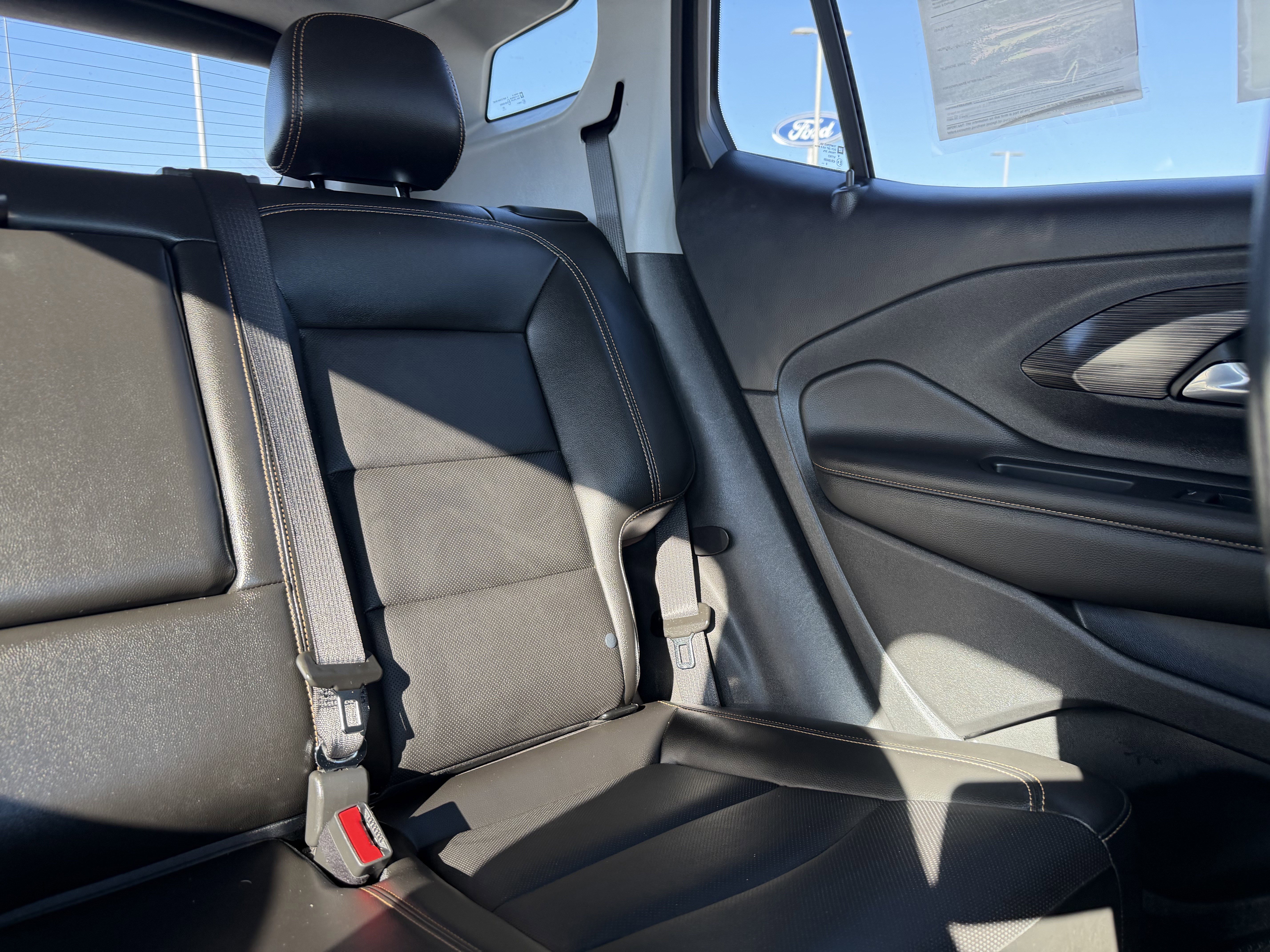 Used 2021 GMC Terrain SLT w/ Infotainment Package II image 9