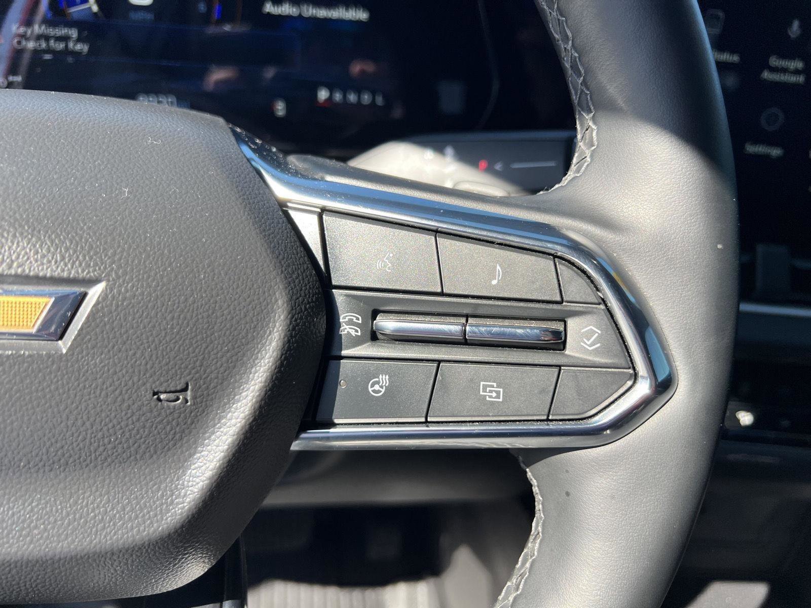 Used 2025 Chevrolet Equinox LT image 39