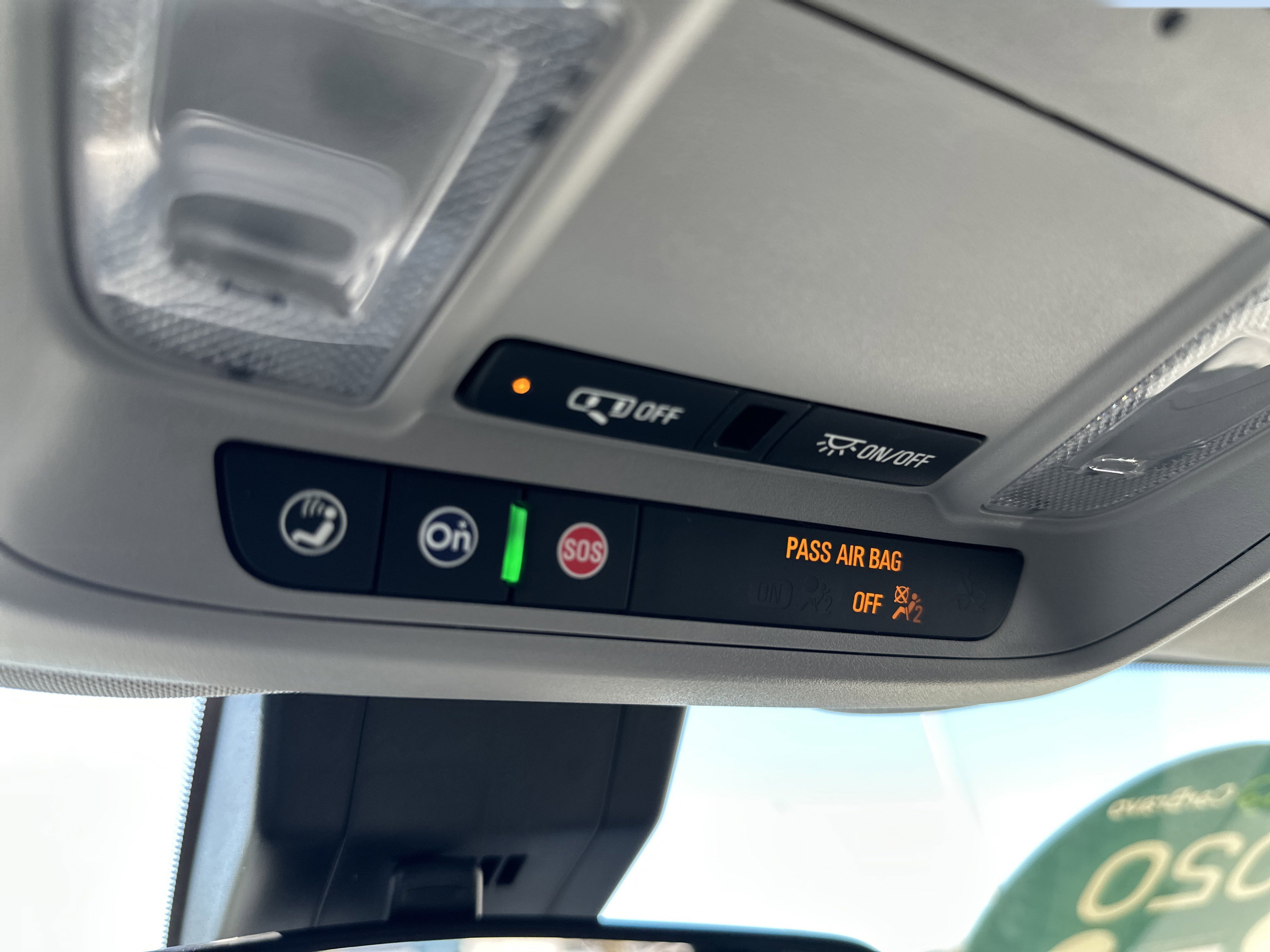 Certified 2020 Chevrolet Equinox LT AWD/4WD image 16