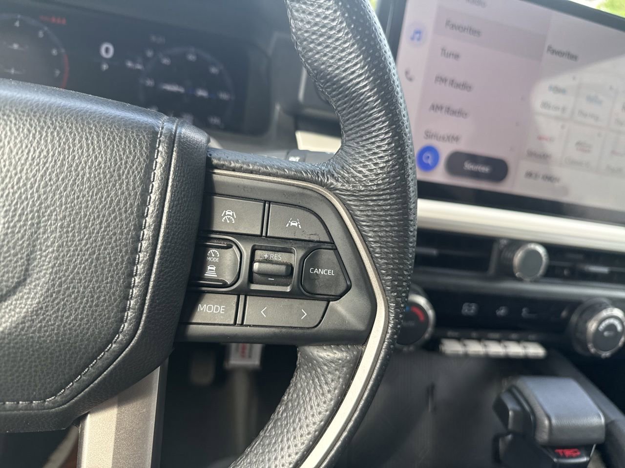 Used 2024 Toyota Tacoma TRD Off-Road image 20