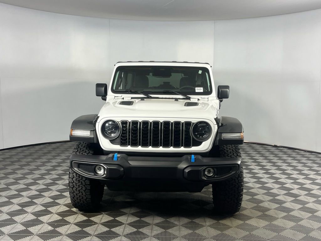 Used 2025 Jeep Wrangler Unlimited Rubicon 4xe w/ Convenience Group image 10