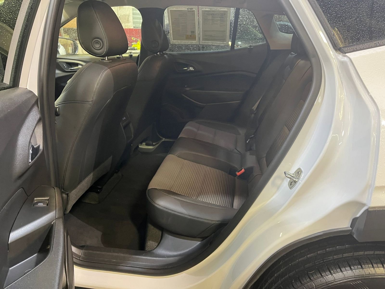 Used 2025 Chevrolet Trax LT image 24