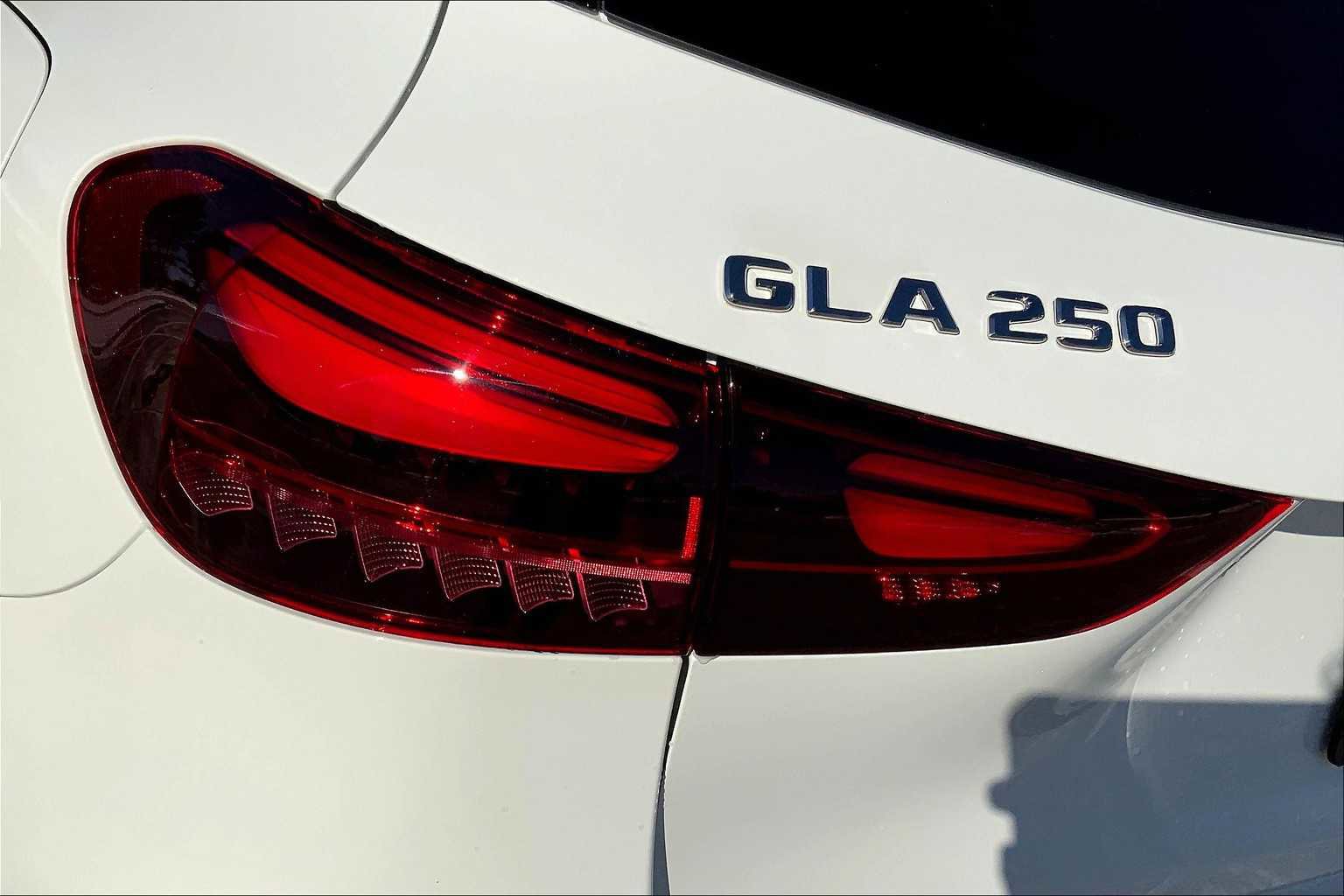 New 2025 Mercedes-Benz GLA 250 GLA 250 image 17