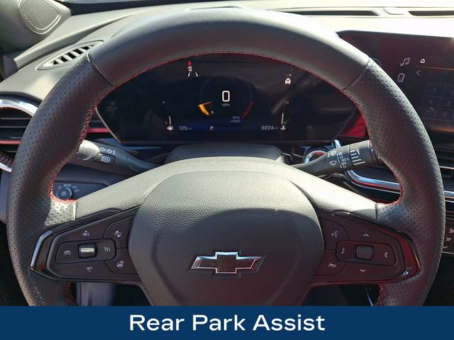 Used 2025 Chevrolet Trax RS w/ Driver Confidence Package FWD image 4