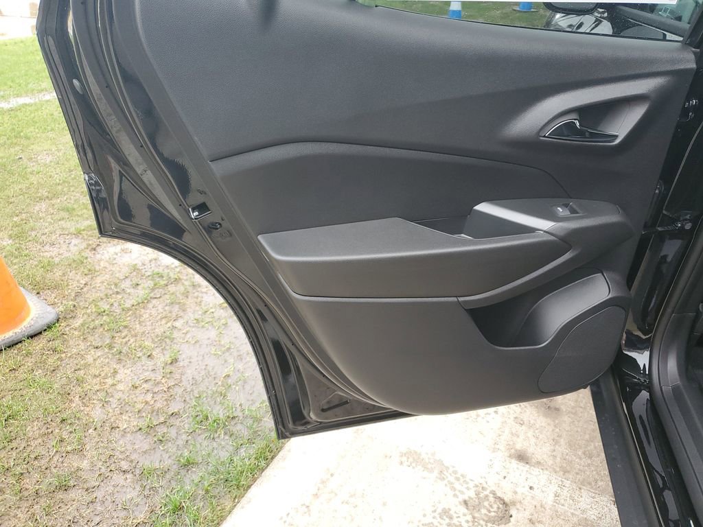 New 2026 Chevrolet Trax LT image 15