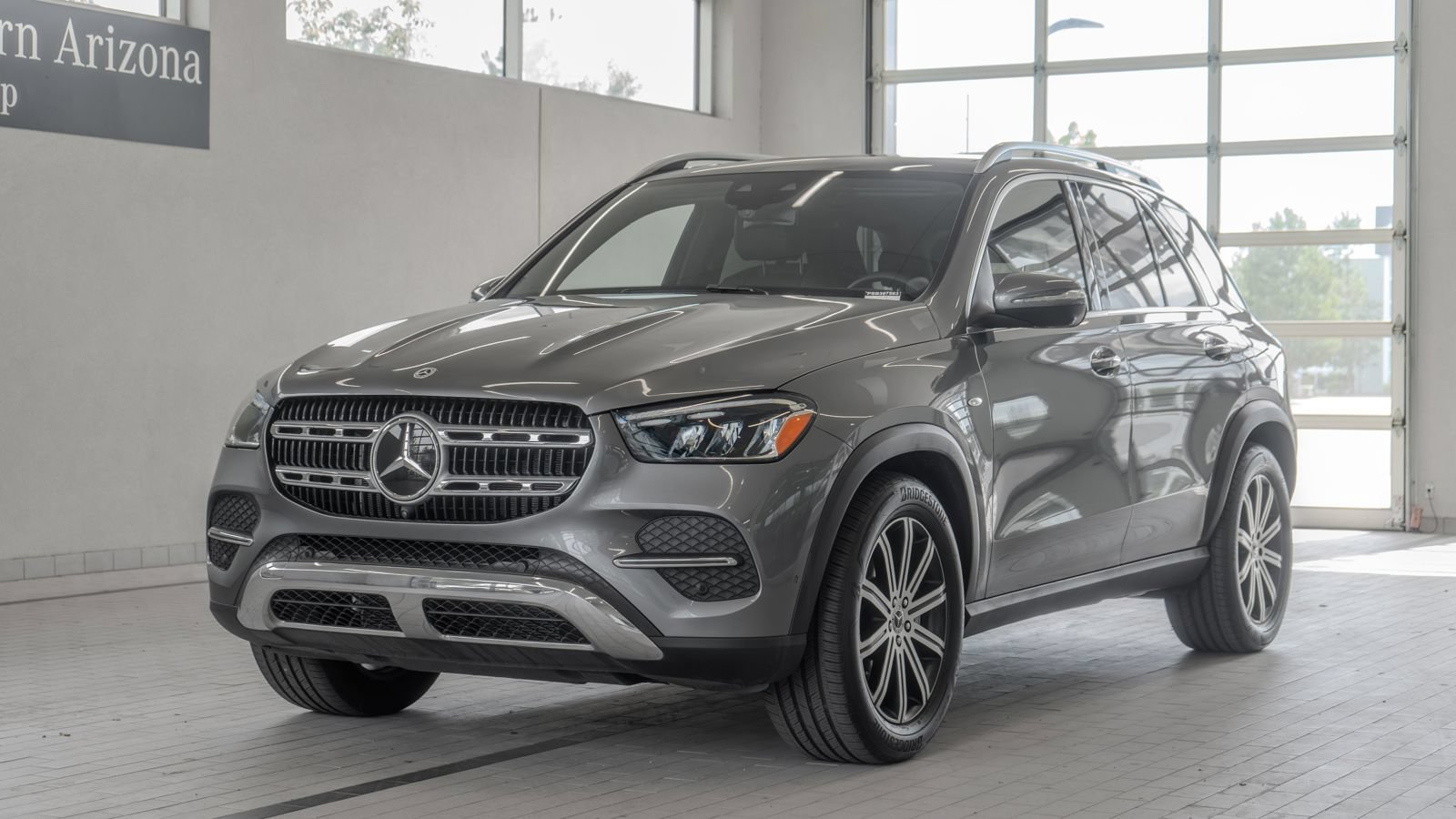 Used 2025 Mercedes-Benz GLE 450e 4MATIC image 25