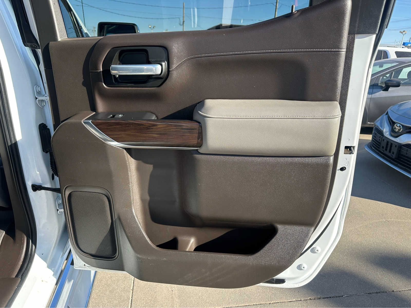 Used 2021 GMC Sierra 1500 SLT image 20