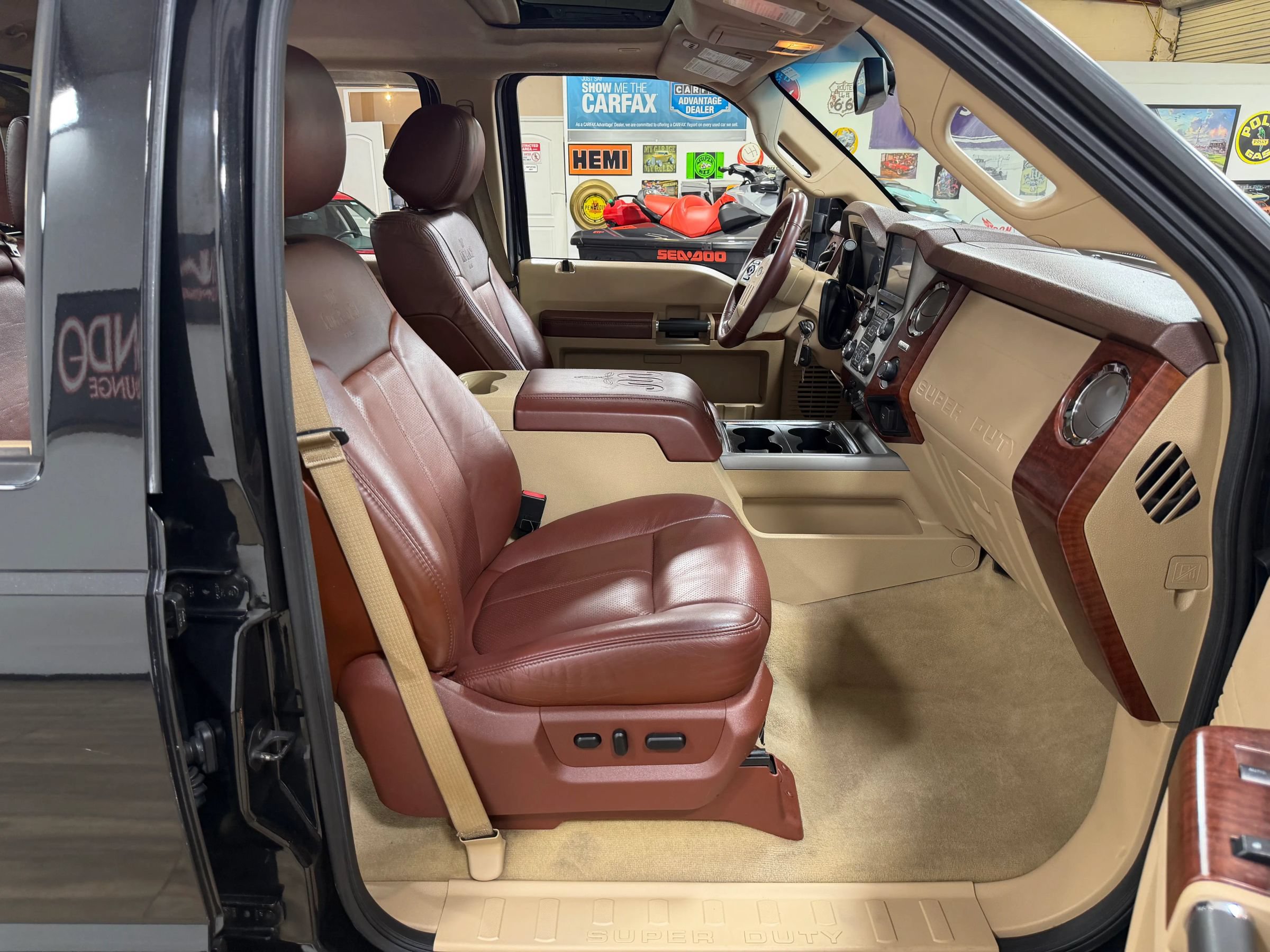 Used 2013 Ford F250 King Ranch w/ FX4 Off Road Pkg AWD/4WD image 21