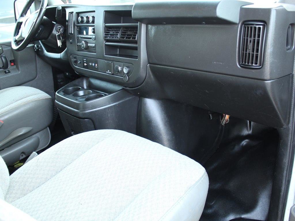Used 2019 Chevrolet Express 3500 w/ Power Convenience Package image 14