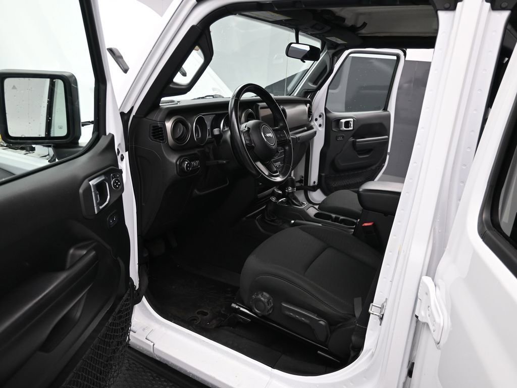 Used 2020 Jeep Gladiator Sport w/ Quick Order Package 24S image 15