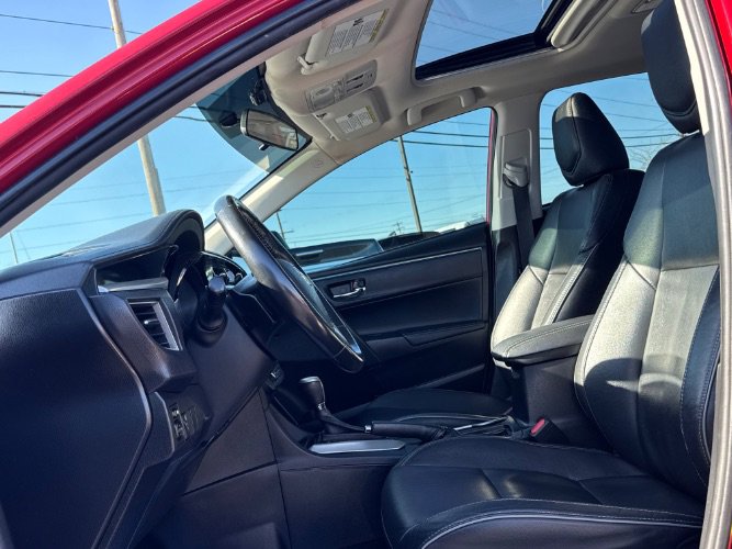 Used 2016 Toyota Corolla S Premium image 15