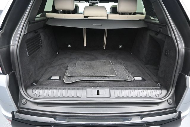 Used 2019 Land Rover Range Rover Sport HST AWD/4WD image 10