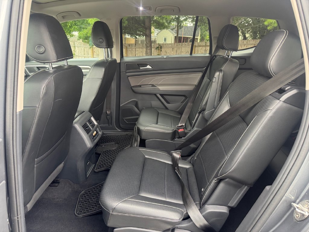 Used 2023 Volkswagen Atlas SE AWD/4WD image 21