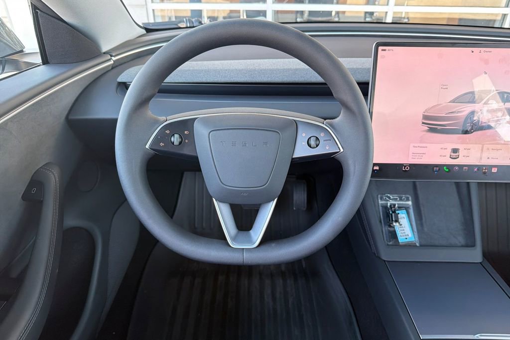 Used 2025 Tesla Model 3 Long Range AWD/4WD image 14