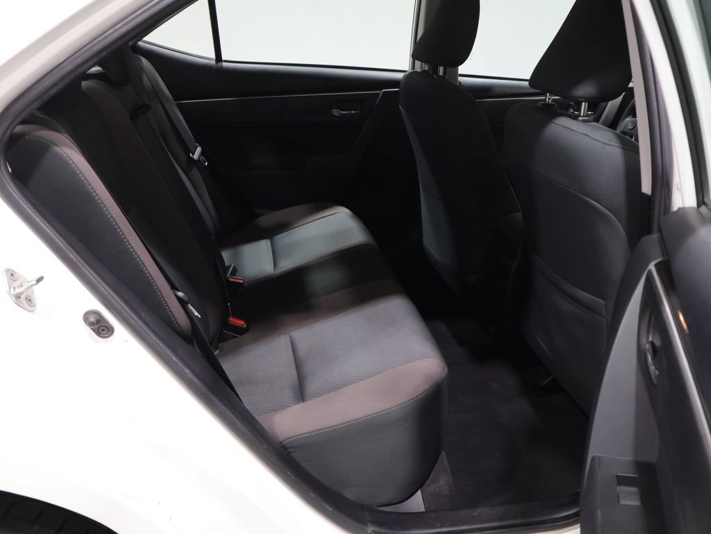 Used 2018 Toyota Corolla LE FWD image 20