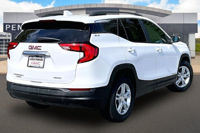 Certified 2021 GMC Terrain SLE w/ Driver Convenience Package AWD/4WD image 2