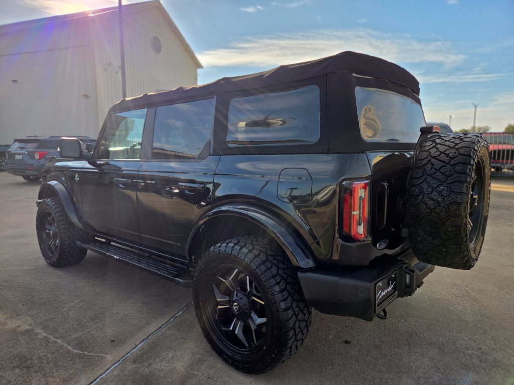 Used 2021 Ford Bronco Outer Banks AWD/4WD image 7