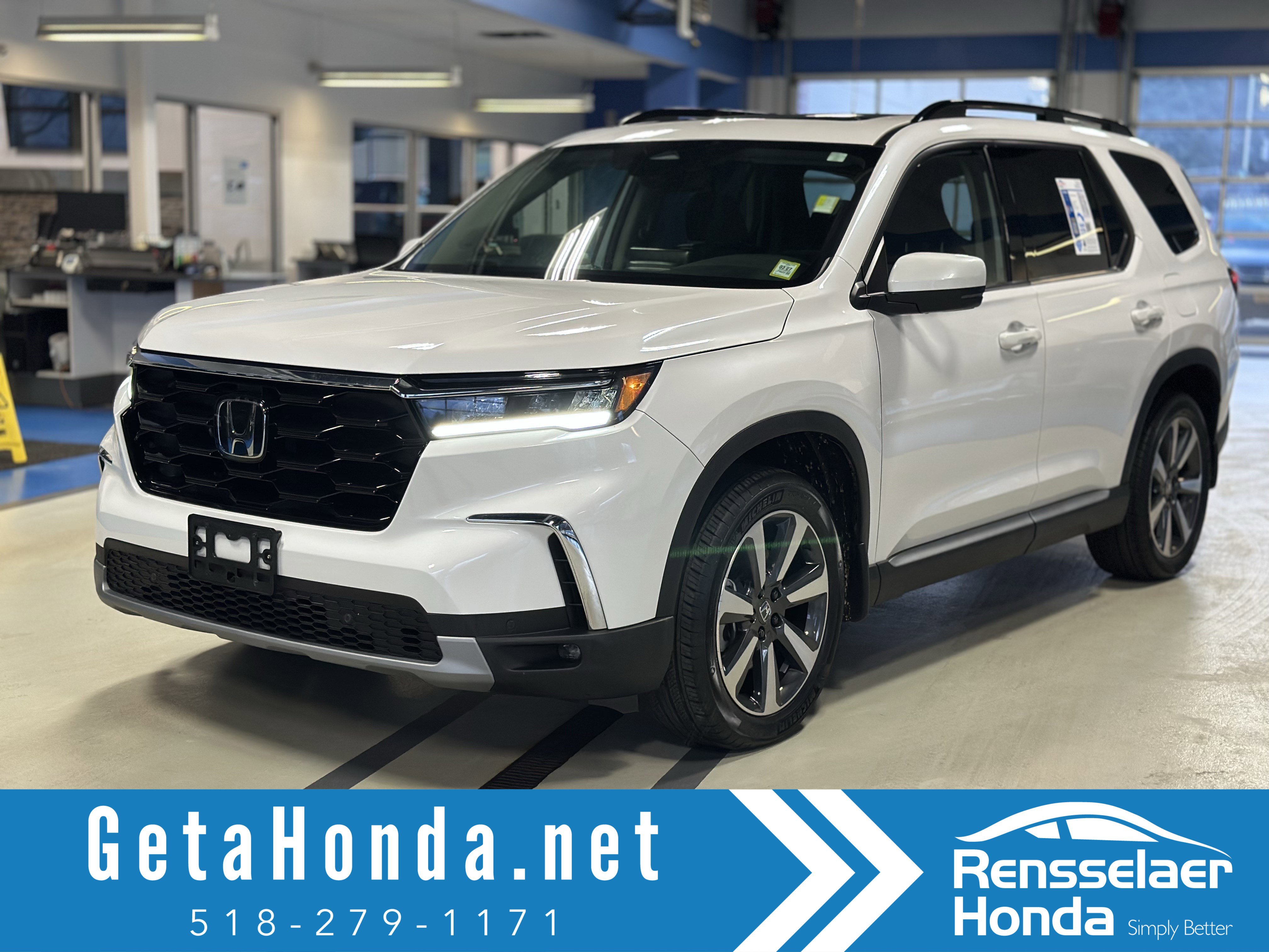 Used 2025 Honda Pilot Touring