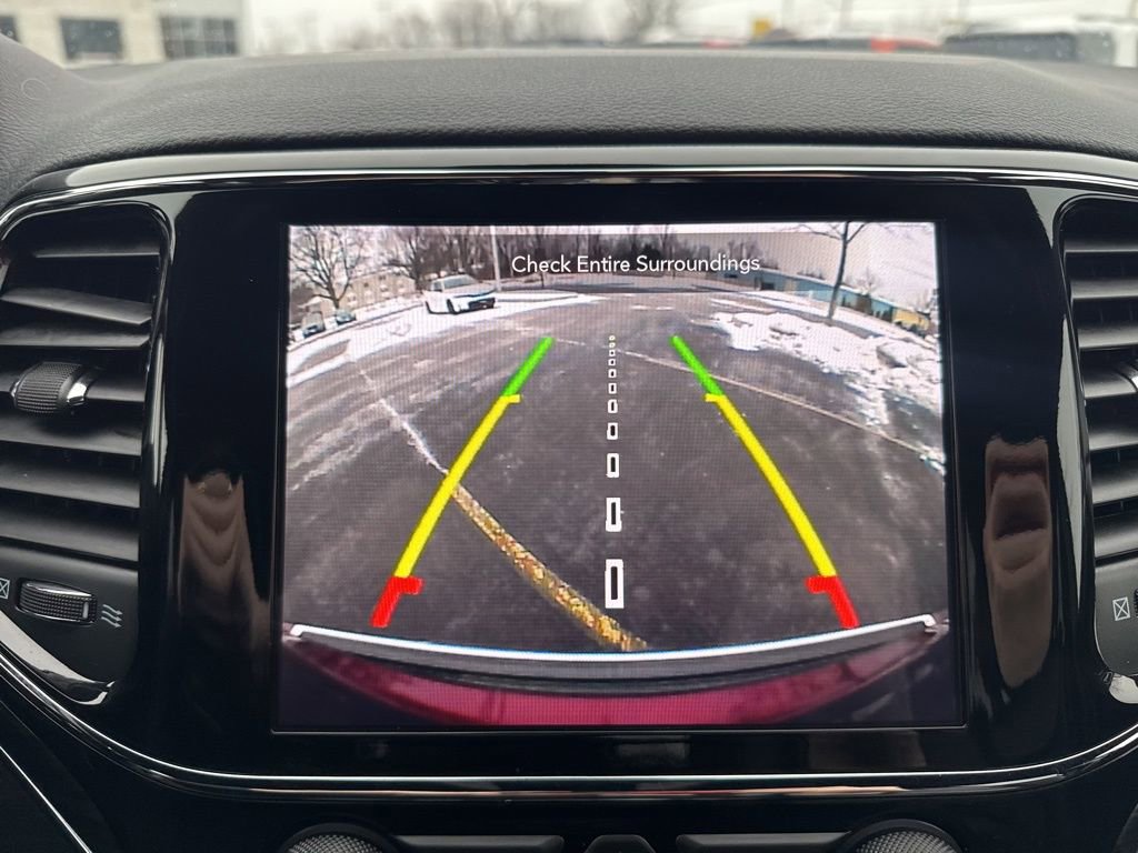 Used 2020 Jeep Grand Cherokee Limited image 32