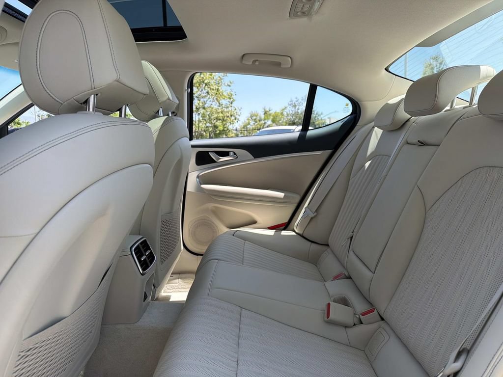 New 2026 Genesis G70 2.5T Prestige RWD image 11
