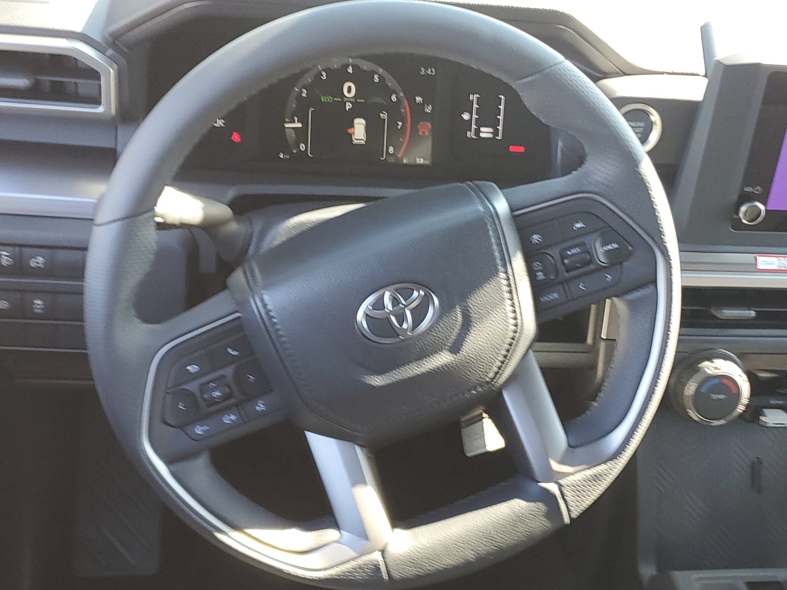 New 2026 Toyota 4Runner SR5 AWD/4WD image 10