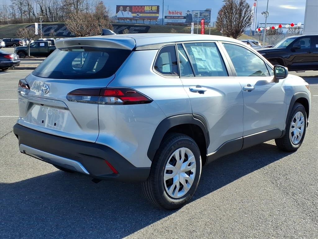 New 2026 Toyota Corolla Cross L image 4