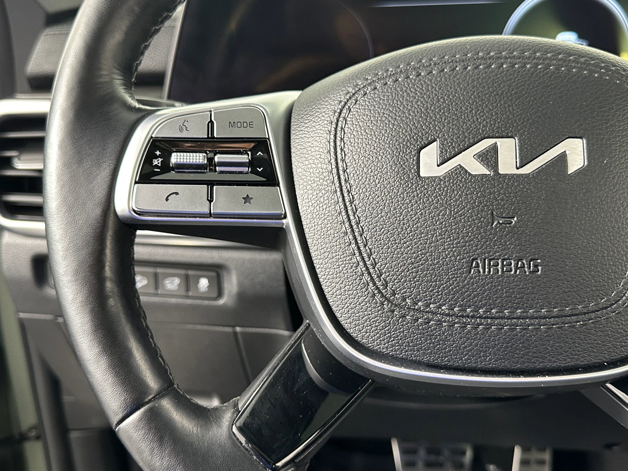 Used 2023 Kia Telluride SX Prestige X-Pro image 44