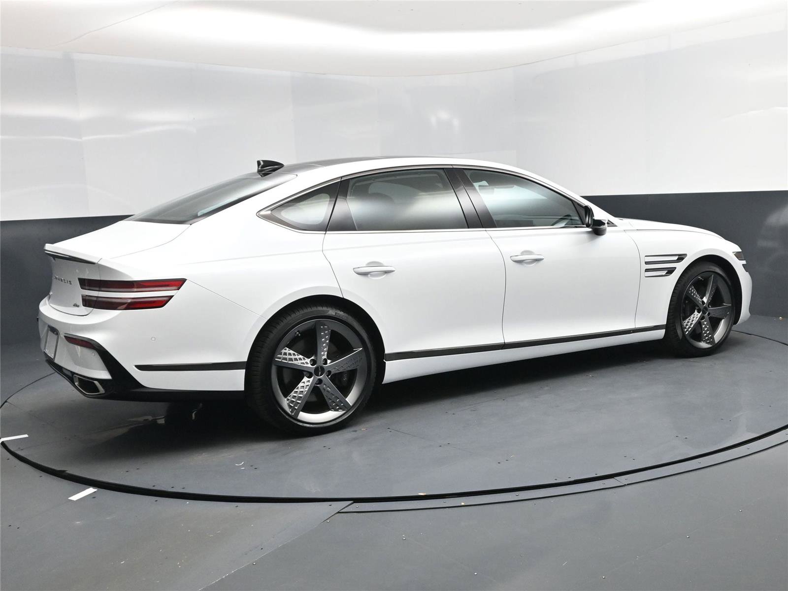 New 2026 Genesis G80 2.5T Sport Prestige image 4