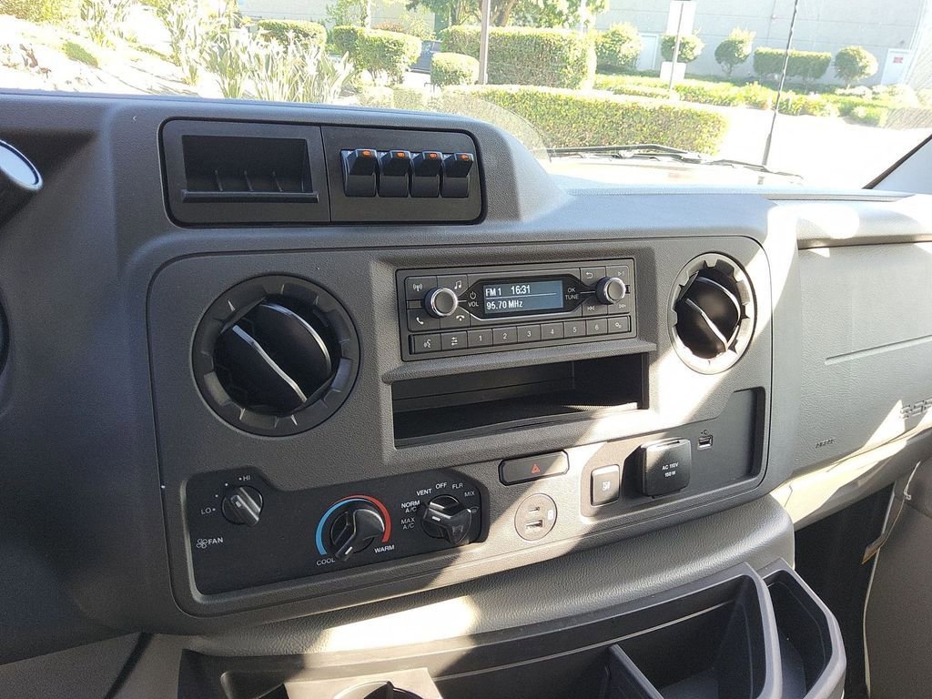 New 2026 Ford E-350 and Econoline 350 Super Duty w/ Power Equipment Group image 11