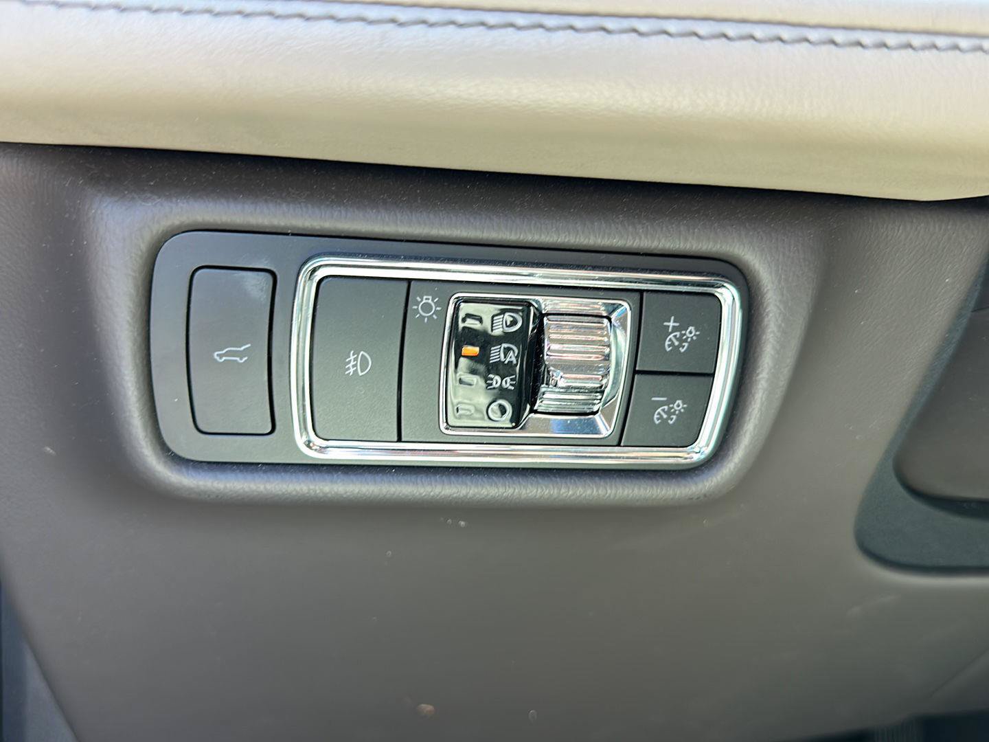 Used 2022 Lincoln Aviator Reserve w/ Equipment Group 201A AWD/4WD image 22