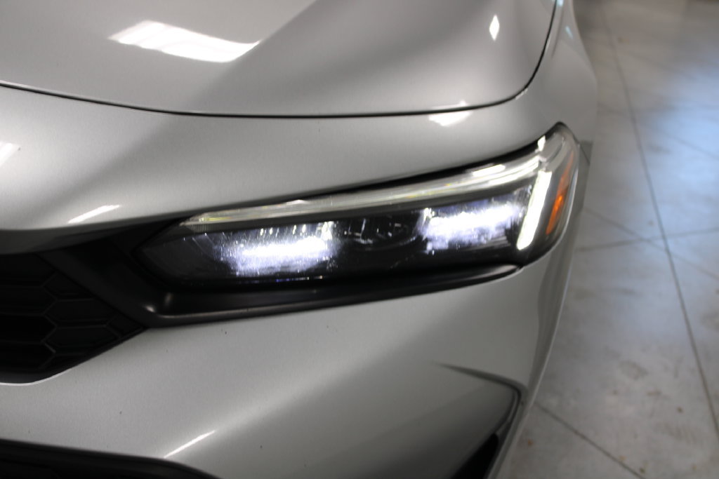Used 2025 Honda Civic Sport image 12