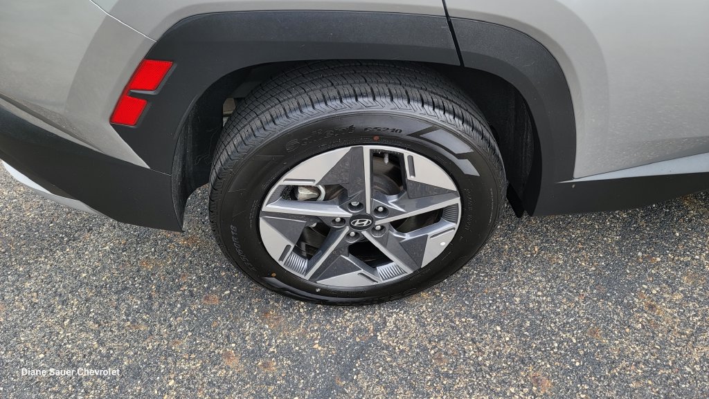 Used 2025 Hyundai Tucson SEL AWD/4WD image 14