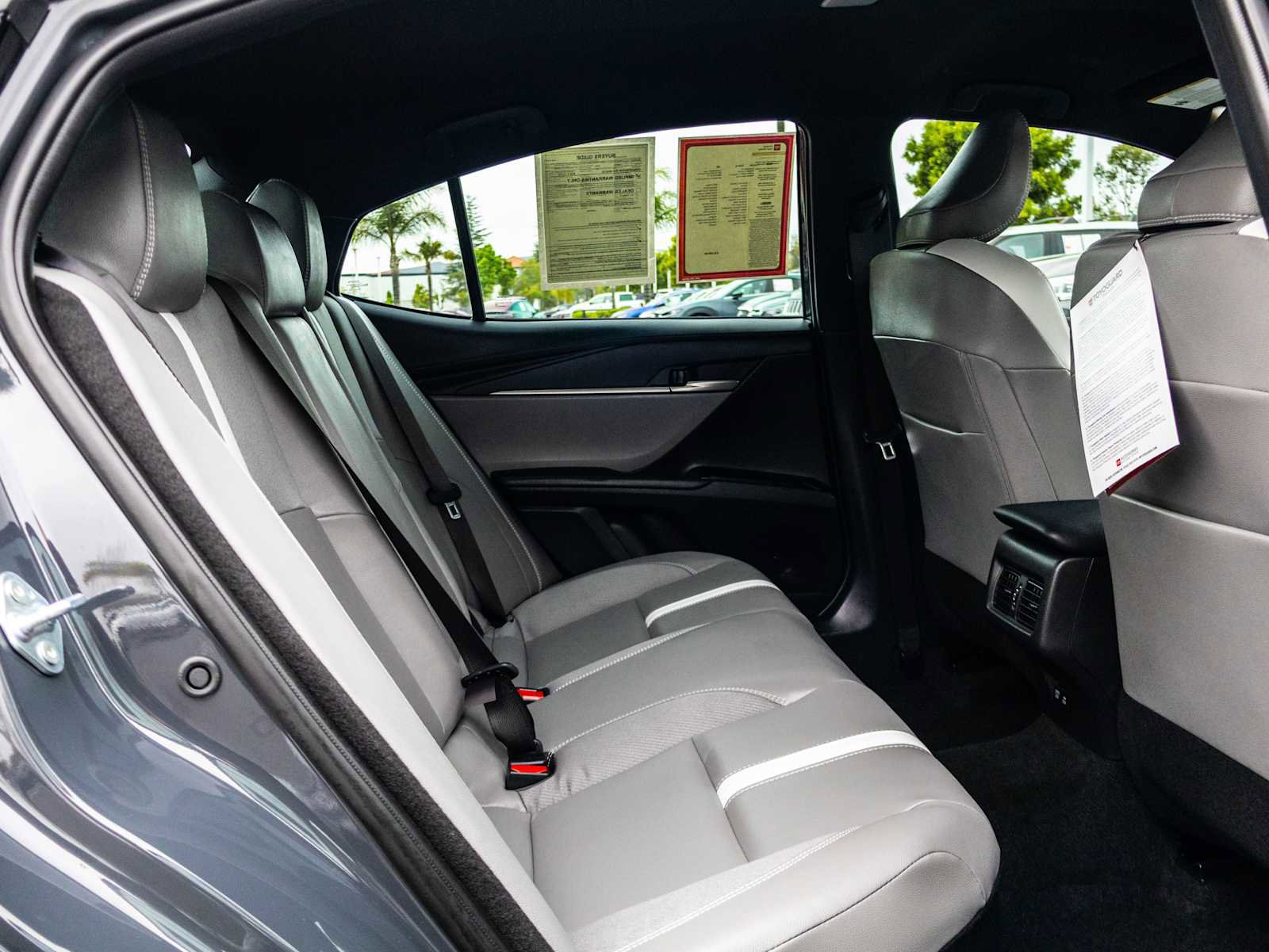 Used 2026 Toyota Camry SE FWD image 19