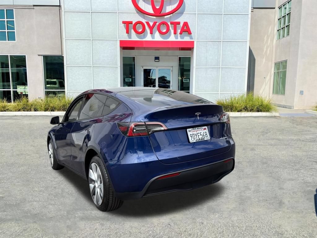 Used 2023 Tesla Model Y Long Range AWD/4WD image 5