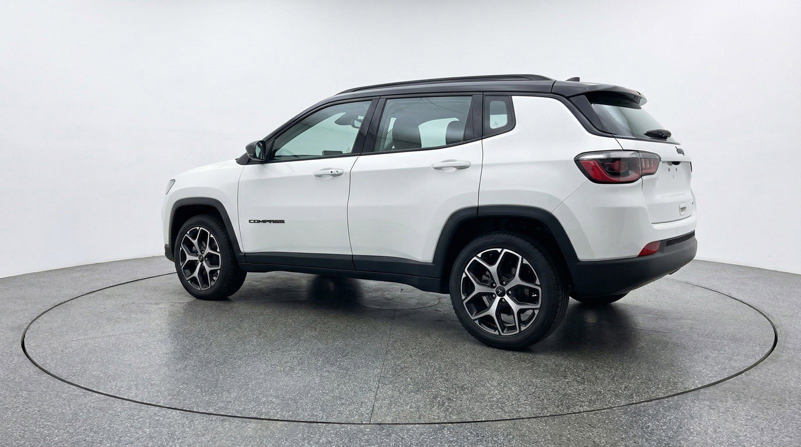 Used 2025 Jeep Compass Limited image 6