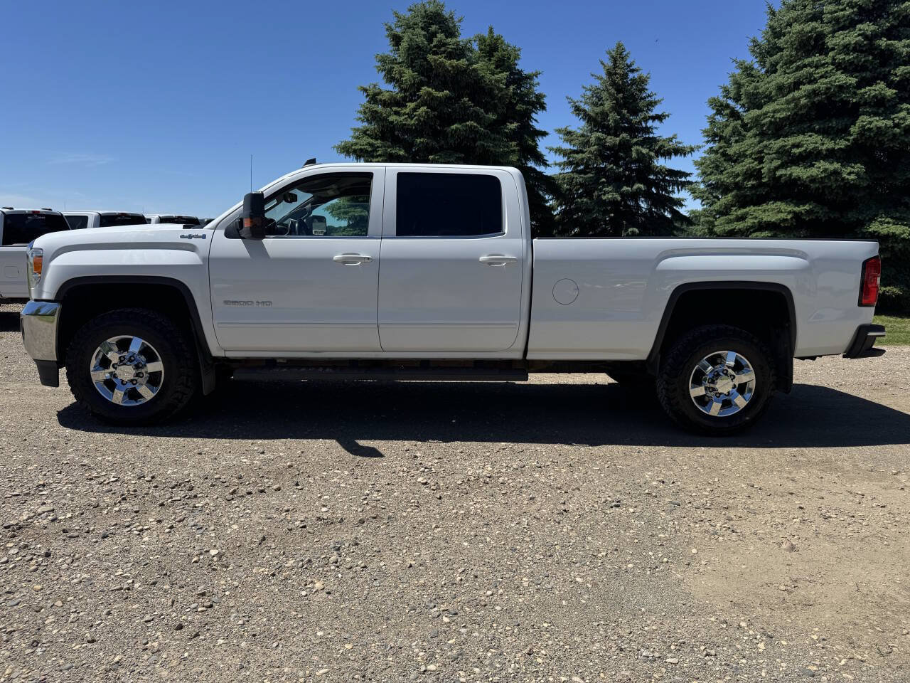 Used 2018 GMC Sierra 2500 SLE w/ SLE Fleet Preferred Package AWD/4WD image 5