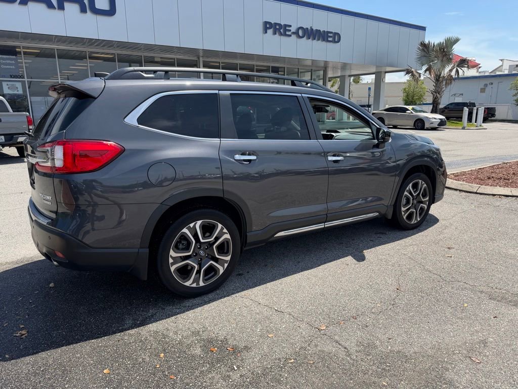 Used 2024 Subaru Ascent Touring AWD/4WD image 3