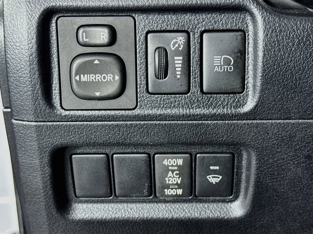 Used 2024 Toyota 4Runner TRD Off-Road Premium AWD/4WD image 15