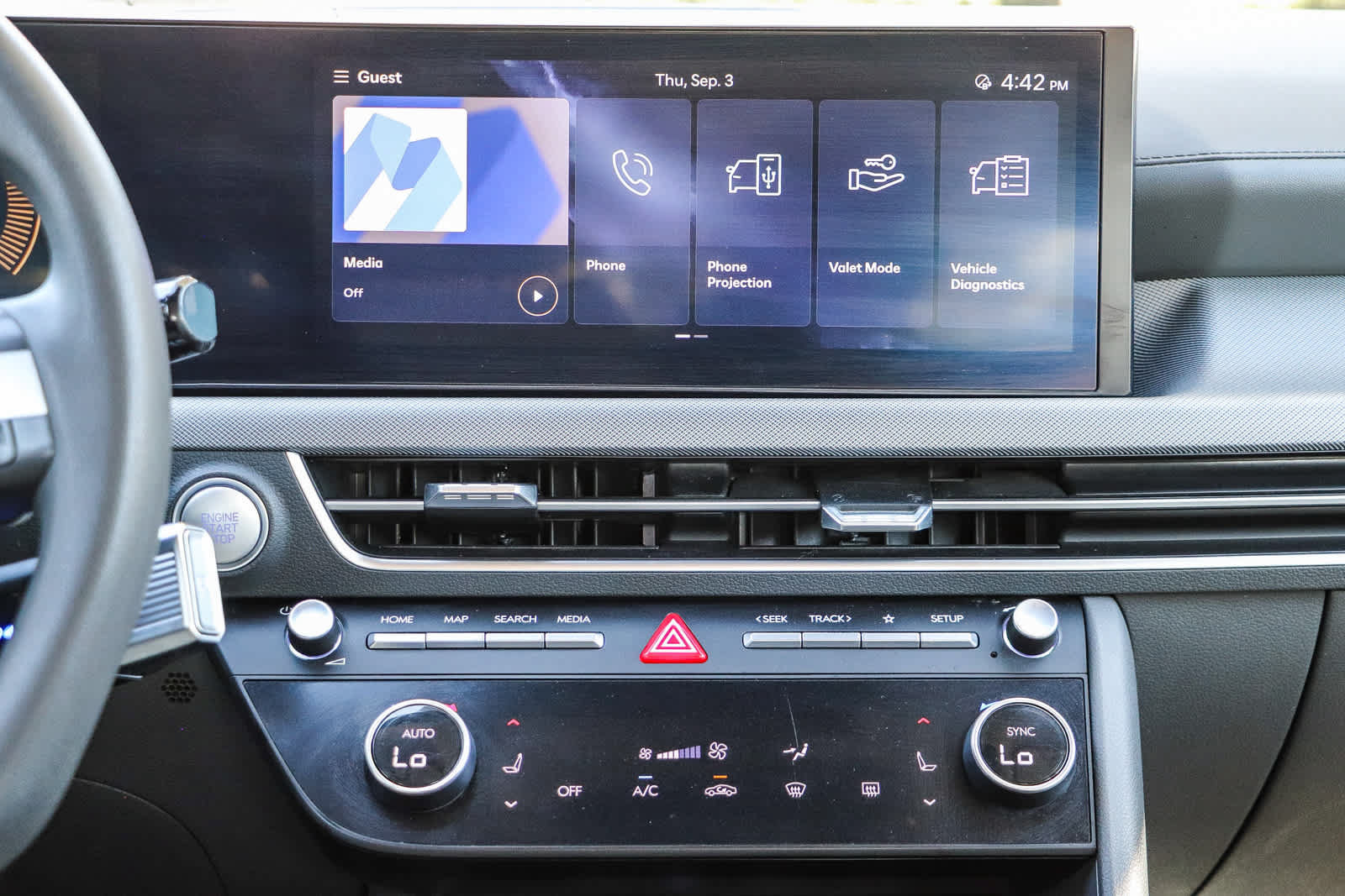 Used 2024 Hyundai Sonata SEL FWD image 14