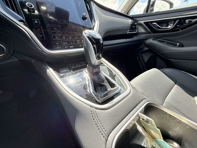 Used 2025 Subaru Outback Limited image 20