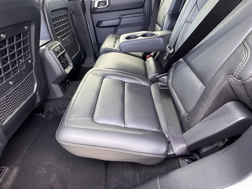 New 2026 Ford Bronco Badlands image 25