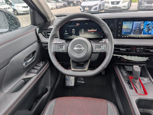 New 2026 Nissan Kicks SR w/ SR Premium Package AWD/4WD image 13
